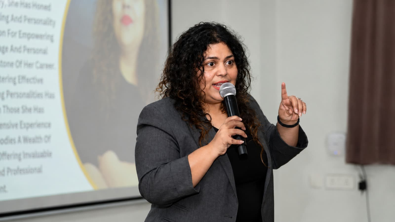 Romaa Ma'am